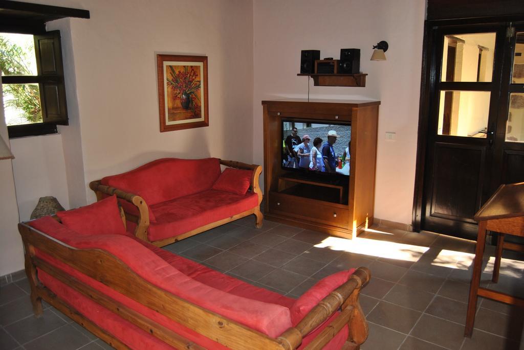 Casa Rural El Cura Агуимес Экстерьер фото